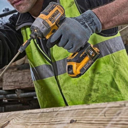 Шуруповерт акумуляторний ударний безщітковий DeWALT DCF887N DCF887N фото