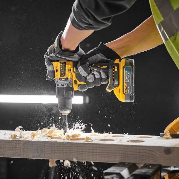 Дриль-шурупокрут акумуляторний безщітковий ударний DeWALT DCD805H2T : з АКБ 2шт-18V 5 Ah, 90 Нм DCD805H2T фото