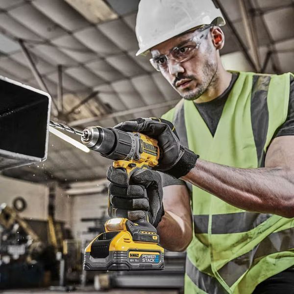 Дриль-шурупокрут акумуляторний безщітковий ударний DeWALT DCD805H2T : з АКБ 2шт-18V 5 Ah, 90 Нм DCD805H2T фото