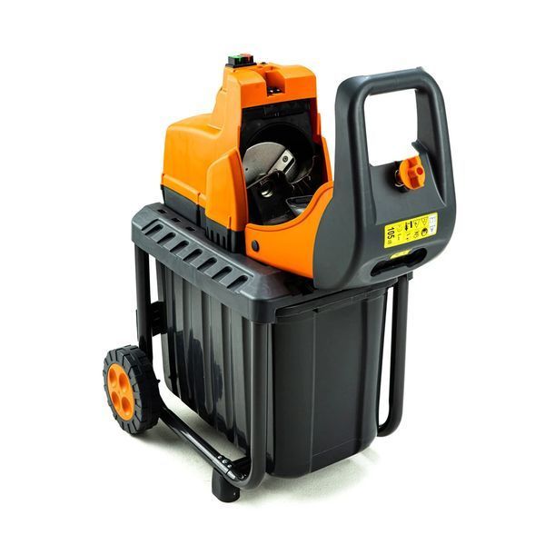 Якісний cадовий подрібнювач GTM DS2800/45, ножовий механізм (DS2800/45) : 2800 Вт, діаметр гілки 45 мм, ніж, контейнер 60 л 83300 фото