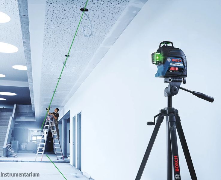 Професійний лінійний лазерний нівелір Bosch Professional GLL 3-80 G : зелений промінь, 30 м, на батарейках, кейс 0601063Y00 фото