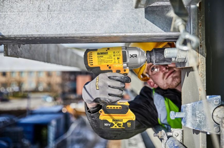 Гайковерт ударний акумуляторний безщітковий DeWALT DCF900N: 1396 Нм, 18В, 650/2300 об/хв без АКБ DCF900N фото