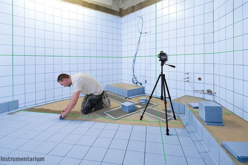 Професійний лінійний лазерний нівелір Bosch Professional GLL 3-80 G : зелений промінь, 30 м, на батарейках, кейс 0601063Y00 фото