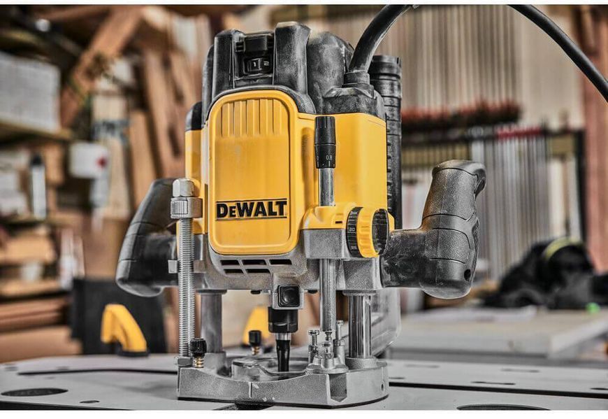 Фрезер мережевий DeWALT DWE625E DWE625 фото