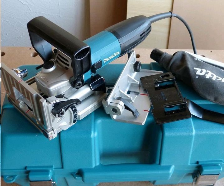 Професійний фрезер ламельний для шкантів і пазів MAKITA PJ7000J : 710 Вт фрезер для плоских роз'ємів в кейсі PJ7000J фото