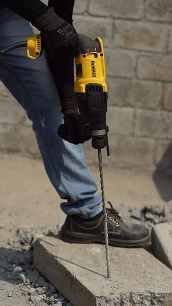 Перфоратор мережевий SDS-Plus DeWALT D25143K: 3 Дж, 900Вт, 1450 об/хв., 5350 уд/хв.. D25143K фото