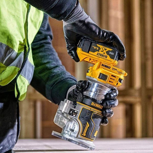 Професійний фрезер акумуляторний безщітковий DeWALT DCW604NT : Li-Ion 18 В, 25500 об/хв, без АКБ DCW604NT фото