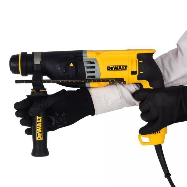 Перфоратор мережевий SDS-Plus DeWALT D25143K: 3 Дж, 900Вт, 1450 об/хв., 5350 уд/хв.. D25143K фото