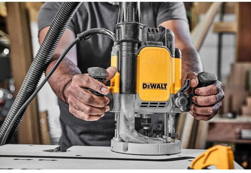 Професійний фрезер мережевий DeWALT DWE625KT : 2300Вт, цанга 8-12 (DWE625KT) DWE625KT фото