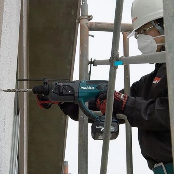 Професійний акумуляторний перфоратор Makita DHR202RX4 : з АКБ 2шт-18V 3 Аг + 1,5 Аг, 2 Дж DHR202RX4 фото