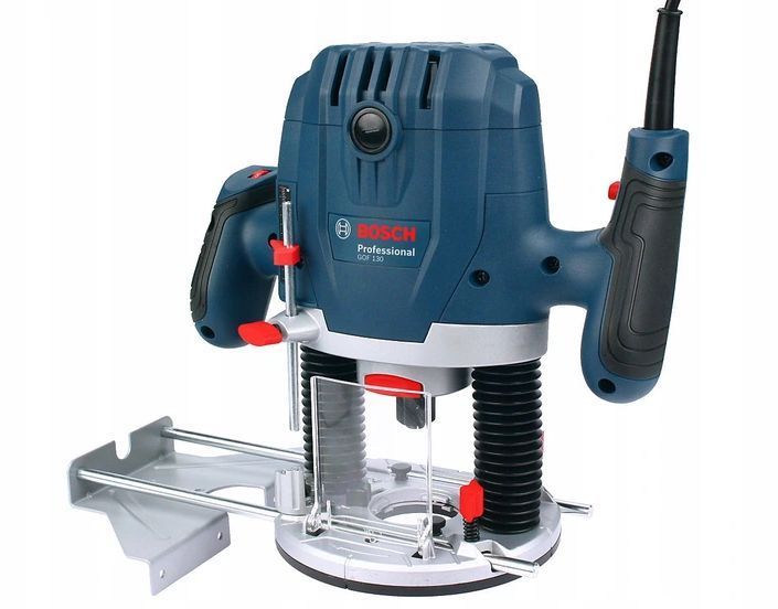 Компактний професійний фрезер Bosch GOF 130 (06016B7000): 1300Вт, 6-8 мм цанговий патрон, 28000 об/хв. 06016B7000 фото