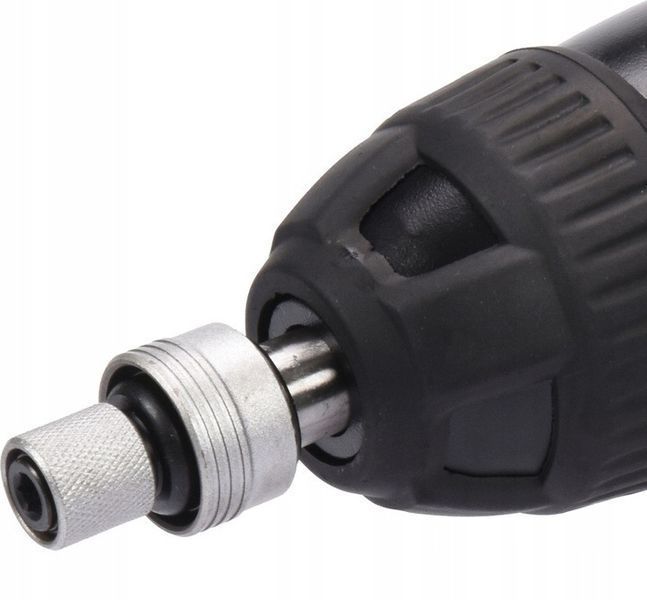 Гайковерт ударний YATO 1/2" 1020 Вт, 600 НМ 2600 об/хв + 4 головки і кейс YT-82021 фото