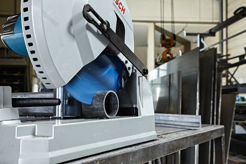 Відрізна пила по металу Bosch GCD 12 JL: 2000Вт, 1500 об/хв., диск 305 мм 0601B28000 фото