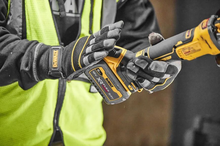 Професійна шліфмашина кутова - болгарка акумуляторна безщіткова DeWALT DCG409NT : без АКБ, диск 125мм (DCG409NT) DCG409NT фото