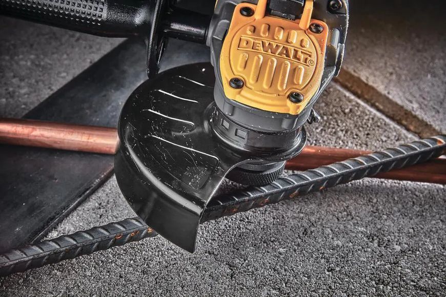 Професійна шліфмашина кутова - болгарка акумуляторна безщіткова DeWALT DCG409NT : без АКБ, диск 125мм (DCG409NT) DCG409NT фото