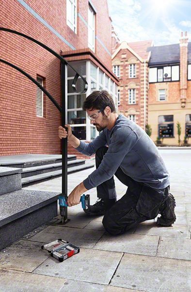 Потужний акумуляторний ударний дриль-шурупокрут Bosch Professional GSB 183-LI із АКБ 18V 2.0Ah, з/п у кейсі 06019K9101 фото