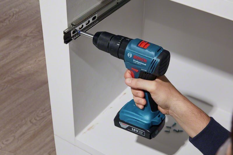 Потужний акумуляторний ударний дриль-шурупокрут Bosch Professional GSB 183-LI із АКБ 18V 2.0Ah, з/п у кейсі 06019K9101 фото