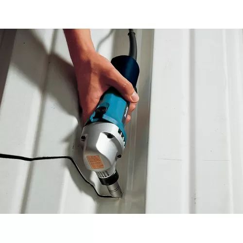 Професійні обрізні ножиці Makita JN 1601 : 550 Вт, 2200 хід/хв, 1.6 кг JN1601 фото