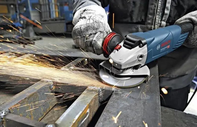 Професійна болгарка Bosch GWS 18-125 SL : 1.8 кВт, 125мм, з регулюванням обертів (06017A3200) 06017A3200 фото