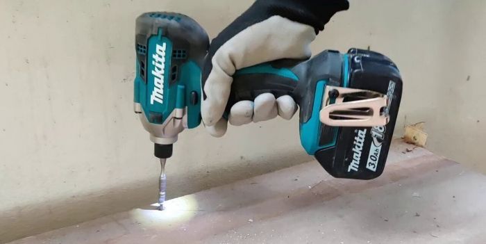 Акумуляторний ударний гвинтоверт Makita DTD156Z (без АКБ) DTD156Z фото