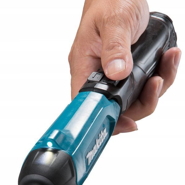 Акумуляторна викрутка Makita DF001DW : Li-Ion 3,6 В, Micro USB, 81 біт, 4 / 3 Нм DF001DW фото