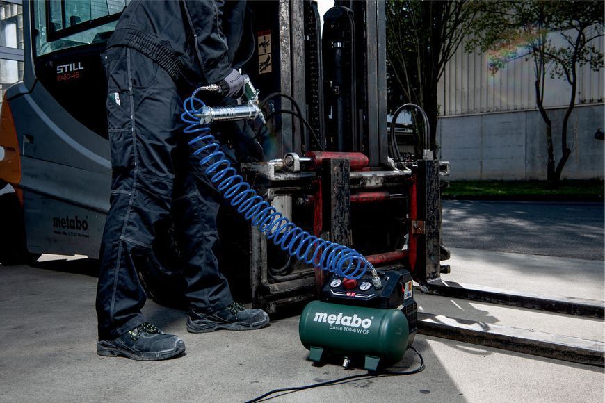 Компресор переносний Metabo Basic 160-6 W OF (601501000): 160 л/хв., 900Вт, 6 бар 601501000 фото