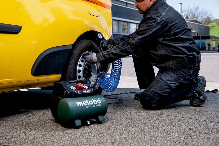 Компресор переносний Metabo Basic 160-6 W OF (601501000): 160 л/хв., 900Вт, 6 бар 601501000 фото