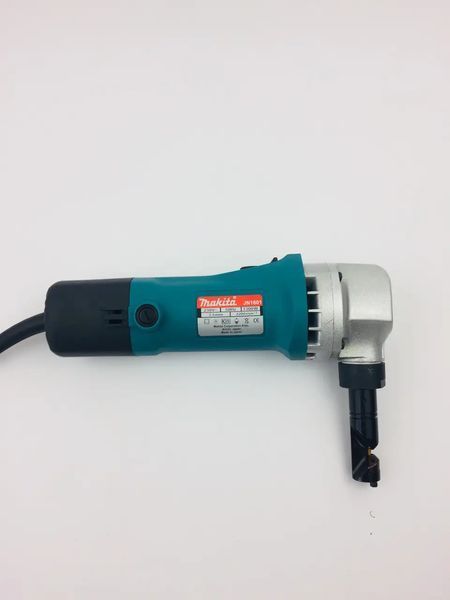 Професійні електроножиці ножиці висічні по металу Makita JN1601 : 550 Вт, 2200 хід/хв, 1.6 кг JN 1601 фото