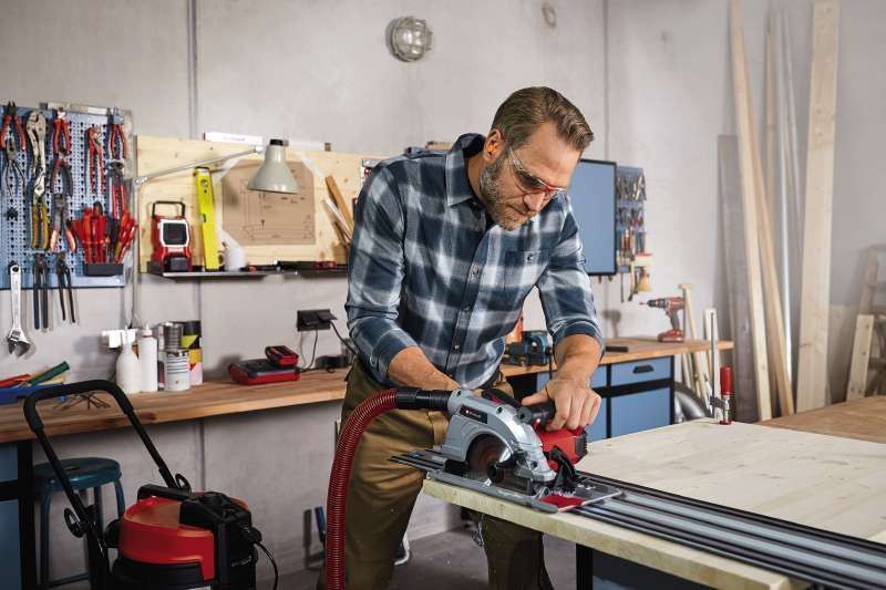 Потужна пила циркулярна Einhell TE-CS 190/1 : 1500 Вт, 6000 об/хв, глиб.різу при 90&deg;/45&deg; 66 мм / 48 мм 4331005 фото