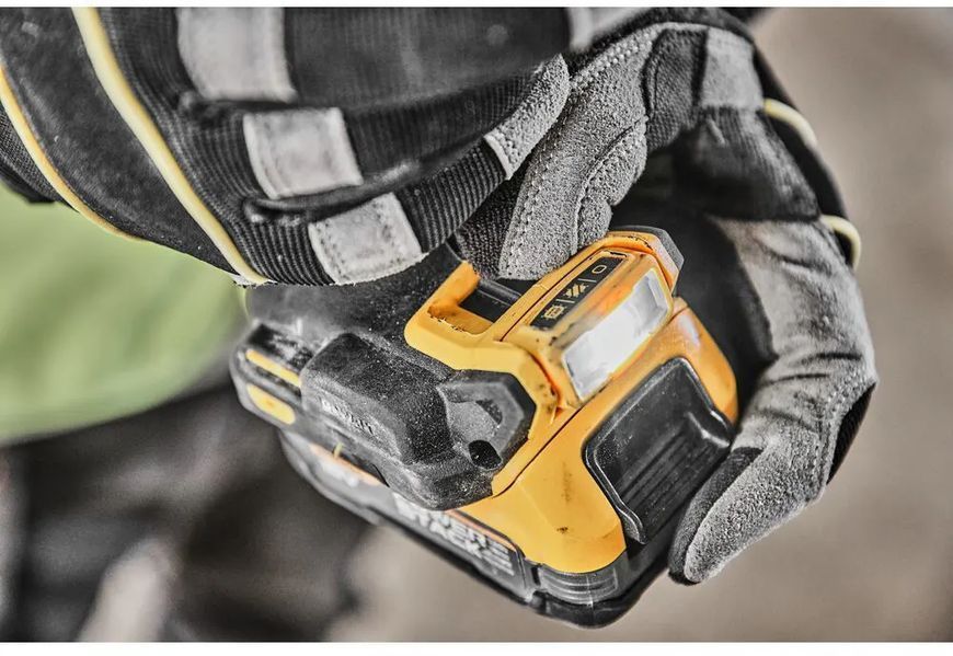 Професійна дриль-шуруповерт акумуляторна безщіткова ударна DeWALT DCD805E1T : з АКБ 18V 1.7 Ah, 90 Нм, 2 швидкості, вага 1.34 кг DCD805E1T фото