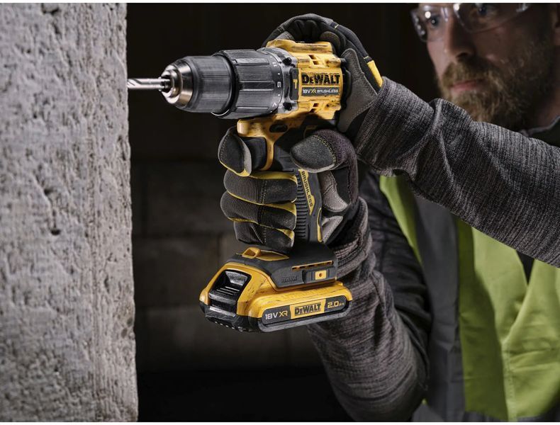 Дриль-шурупокрут акумуляторний безщітковий ударний 100 YEARS DeWALT DCD100YD2T : з АКБ 2шт-18V 2.0 Ah DCD100YD2T фото