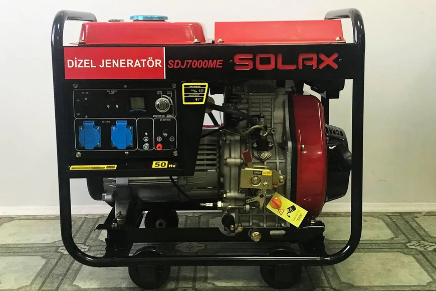 Дизельный генератор с электростартером на 5 кВт SOLAX SDJ7000ME (230 В) SDJ7000ME фото