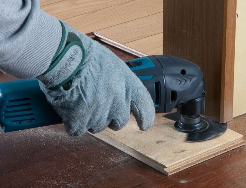 Багатофункціональний інструмент (РЕНОВАТОР) MAKITA TM3000CX1J 1563 фото