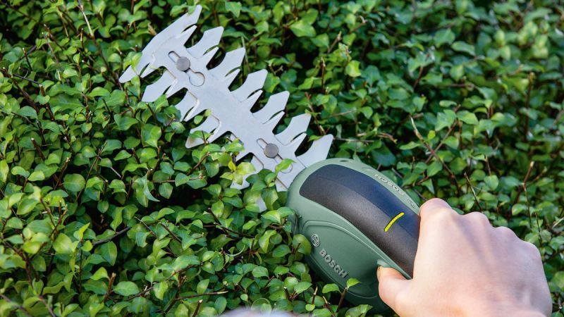 Акумуляторні ножиці Bosch Easy Shear: АКБ 3.6V, 1.5 Аh +зарядне 0600833300 0600833300 фото