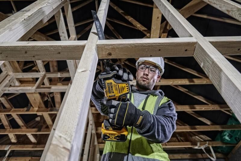 Професійна пила шабельна акумуляторна безщіткова DeWALT DCS369N : без АКБ (DCS369N) DCS369N фото