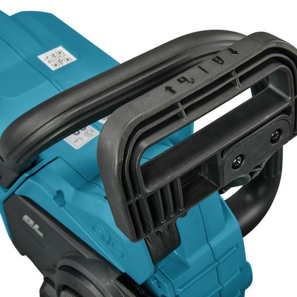 Професійна акумуляторна ланцюгова пила MAKITA DUC357RT : з АКБ 18V 5 Ah, шина 35 см, вага 4.2 кг DUC357RT фото