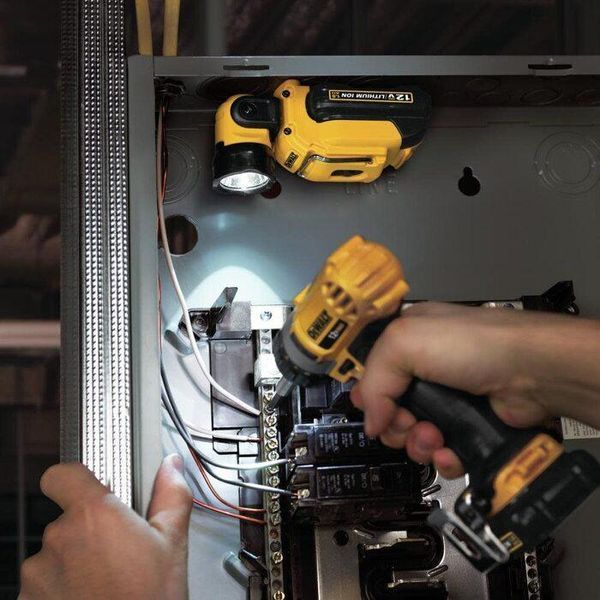 Професійний ліхтар світлодіодний акумуляторний DeWALT DCL510N : 10.8V (без акума і зарядки) DCL510N фото