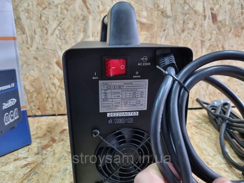 Потужний зварювальний інверторний апарат (зварка) Redbo Black-258 : 6.3 кВт, 20 - 258 А, електрод 1.6 - 4.0 мм, вага 6 кг Black-258 фото