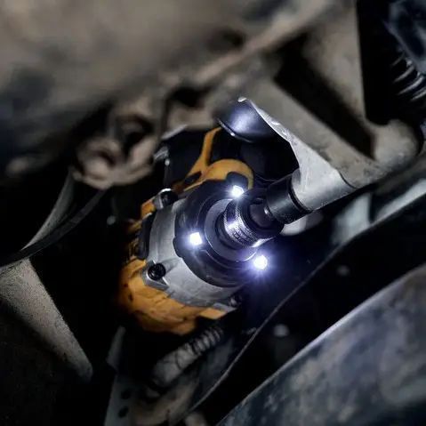 Професійний гайкокрут ударний акумуляторний безщітковий DeWALT DCF921E2T : з АКБ 2шт-18V 1.7Ah, 610 Hm (DCF921E2T) DCF921E2T фото