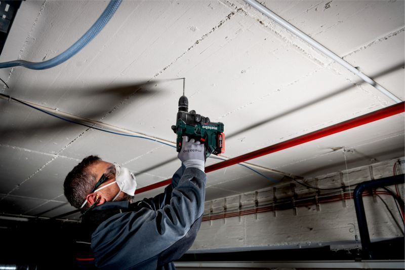 Потужний акумуляторний перфоратор Metabo Powermaxx BH 12 BL 16 : з АКБ 12V 2шт-4.0 Ач, 1.3 Дж (600207850) 600207850 фото