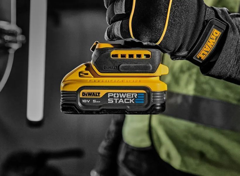 Професійна акумуляторна батарея PowerStack DeWALT DCBP518 : 18V 5.0 Аh з індикатором заряду DCBP518 фото