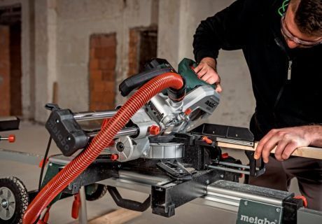Потужна торцювальна пила Metabo KGS 254 M New : 1.8 кВт, диск 254 мм х 30 мм, 613254000 613254000 фото
