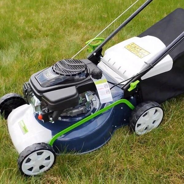 Професійна бензинова газонокосарка для трави GreenZone LM 46 S (113914) самохідна 113914 фото