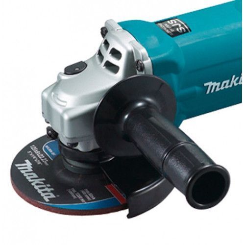 Болгарка (КШМ) Makita GA 6021 С: 3 кг, 1450 Вт, 9000 об/хв., диск до 150 мм GA6021С фото
