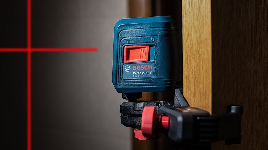 Професійний лазерний нівелір Bosch Professional GLL 2 з тримачем MM 2 : два червоних променя, 10 м (0601063A01) 0601063A01 фото