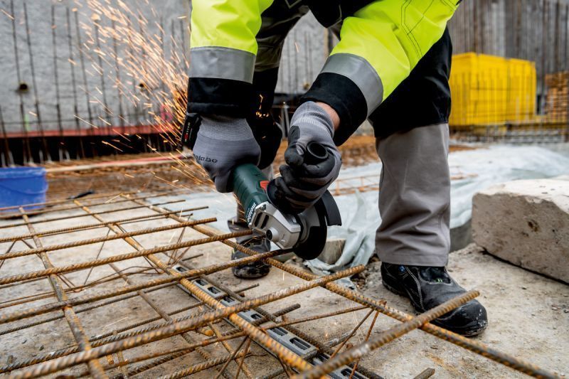 Потужна акумуляторна болгарка Metabo W 18 L 9-125 (602247510) 602247510 фото