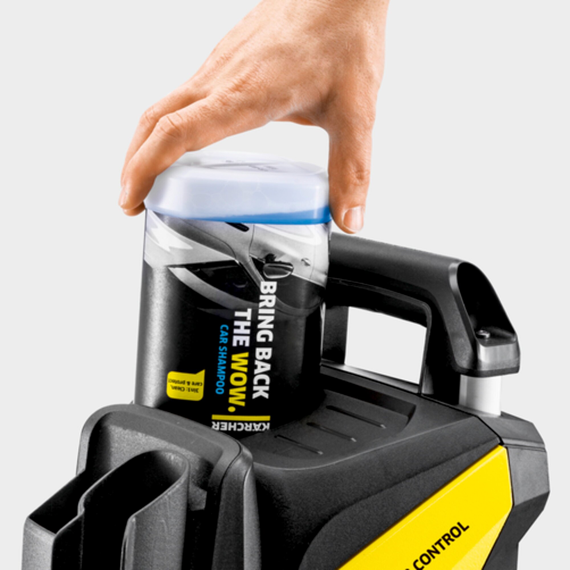 Мінімийка високого тиску K 5 Power Control: Система подачі миючого засобу Plug 'n' Clean